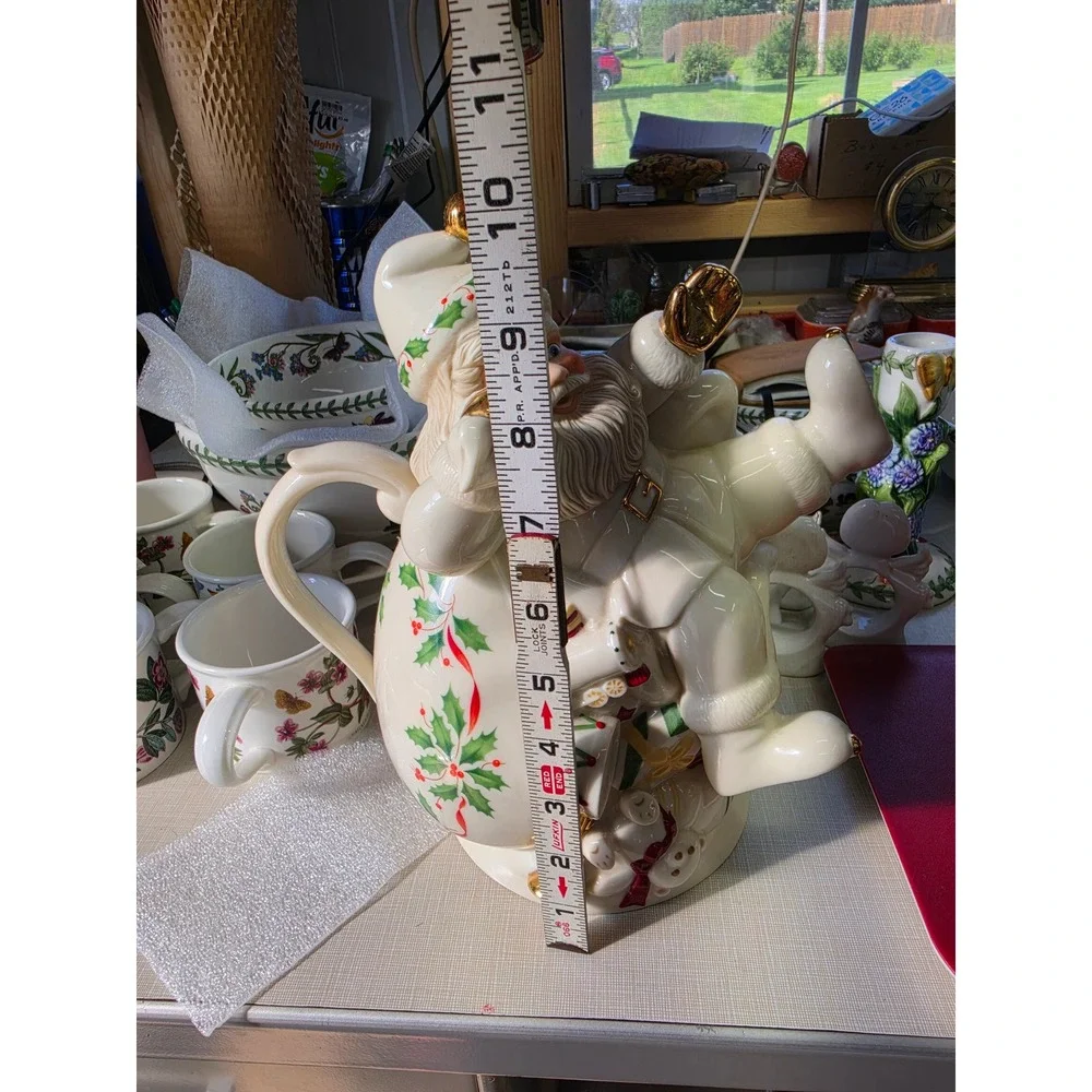 Lenox Holiday Santa Collection Teapot Ivory Porcelain Gold Trim 6047484
